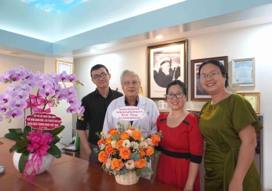 Phòng Khám Đa Khoa Quốc Té Yersin gửi lời chúc mừng ngày Doanh Nhân Việt Nam ngày 13-10 