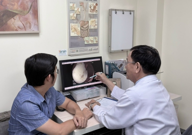 6 tháng chịu đau, 'gánh' khối kẹo cao su trong bụng mà không biết